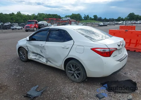 2014 Toyota Corolla Le Plus z USA, uszkodzony, nr VIN 2T1BURHE7EC225790